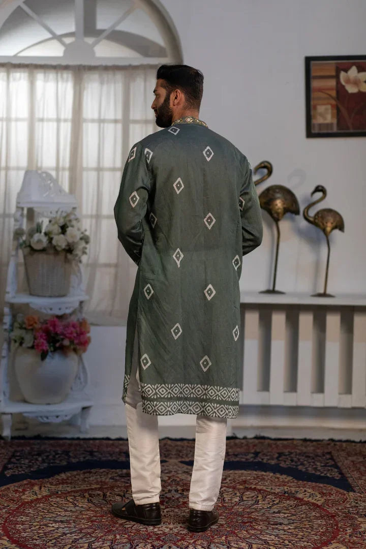 Buy Avocado Batik Kurta