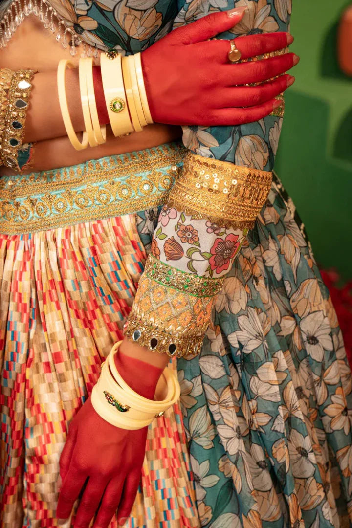 Buy Devi Aaina Printed Lehenga Choli Set in Organza Satin