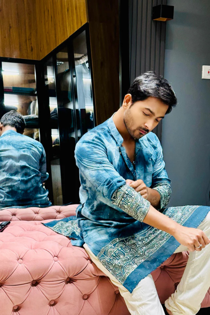 Buy Men's Blue Tie & Dye Kurta in Exquisite Border Chander Silk