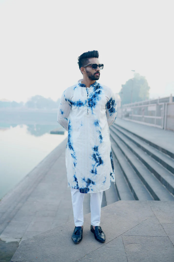 Nila-Wala Safed Chanderi Silk Tie & Dye Kurta