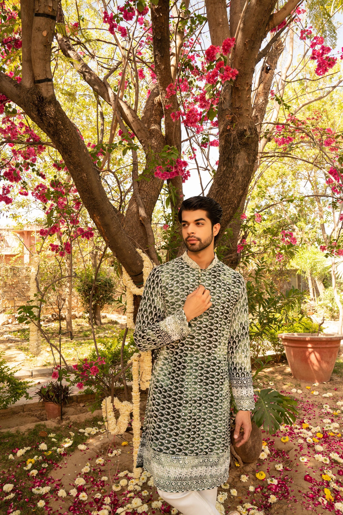 Nicobar Green Cotton Kurta with Shibori Embroidery Kurta