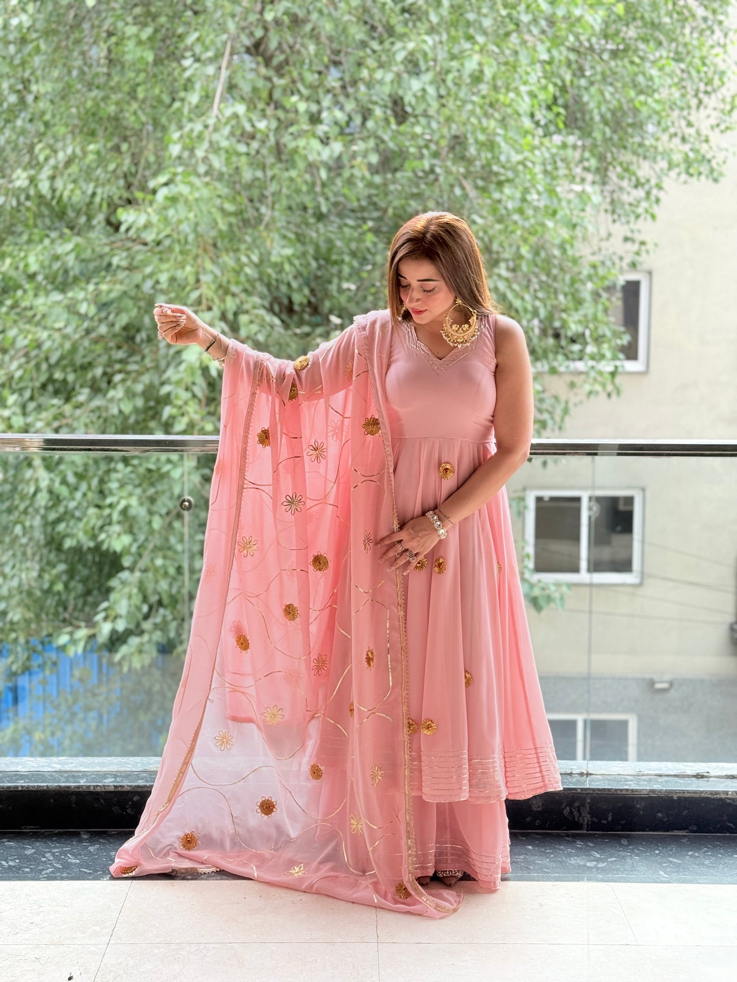 Gulabjaan Gota Anarkali