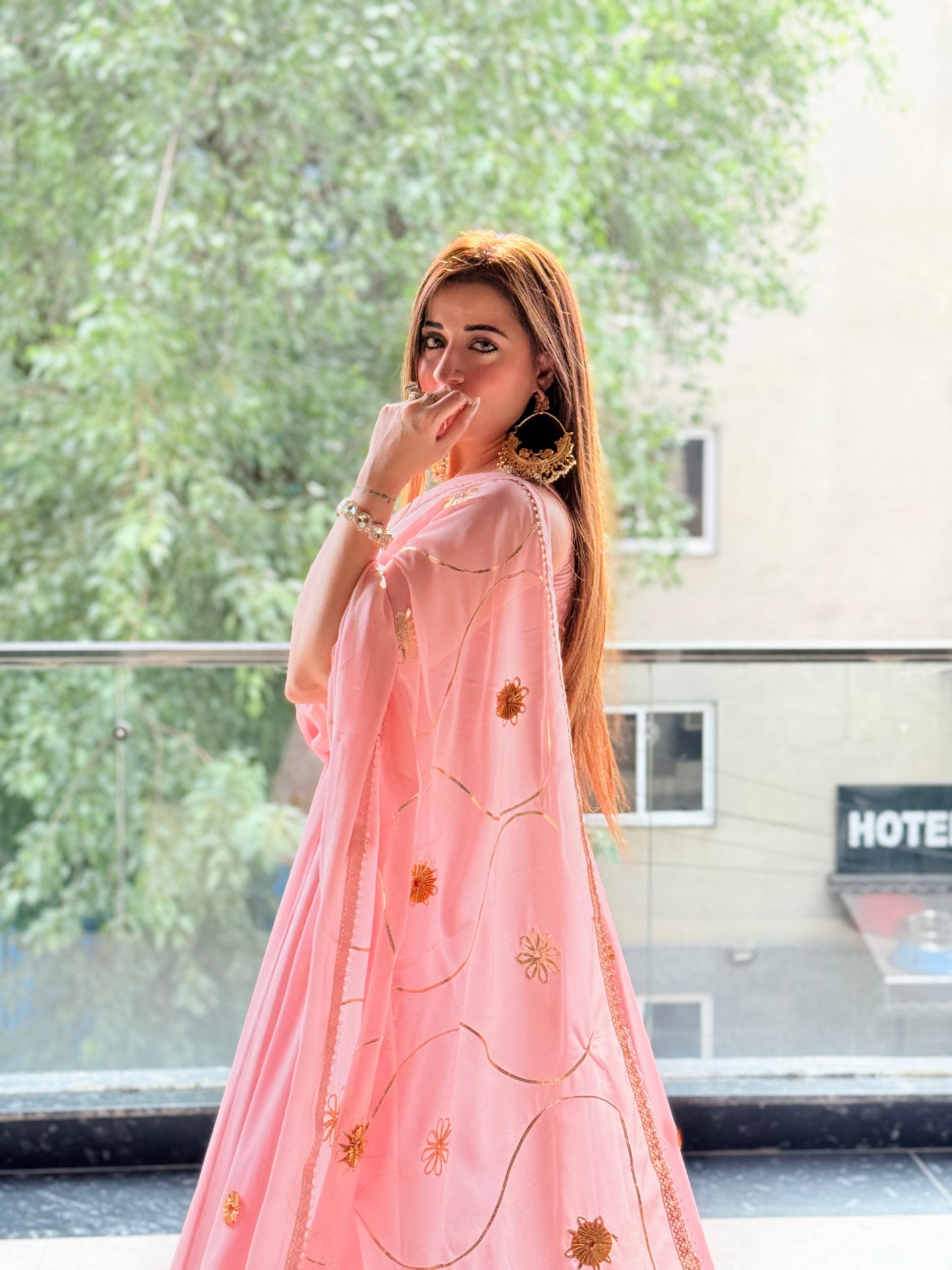 Gulabjaan Gota Anarkali