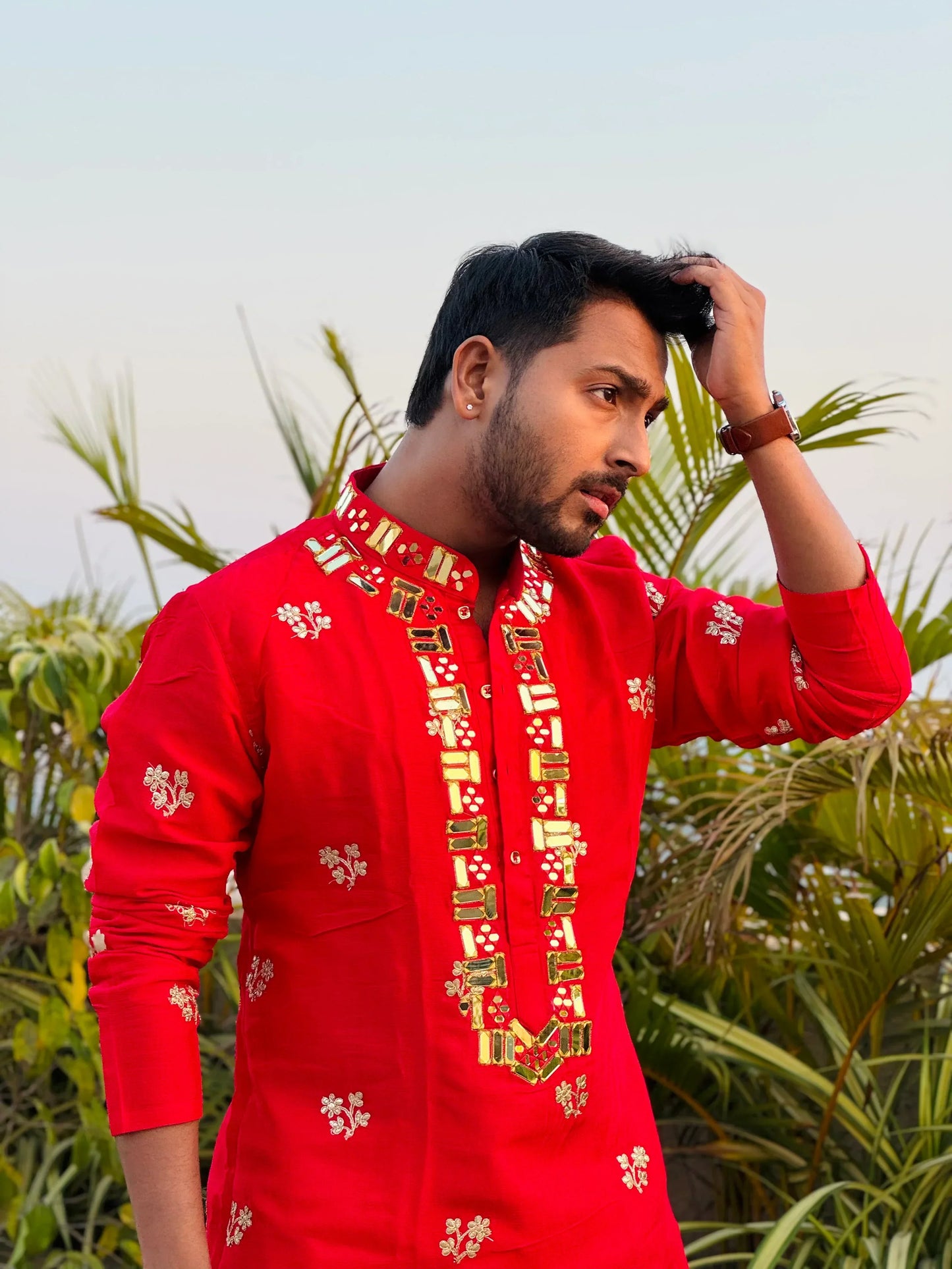 Buy Laal Kasab Embroidery Kurta