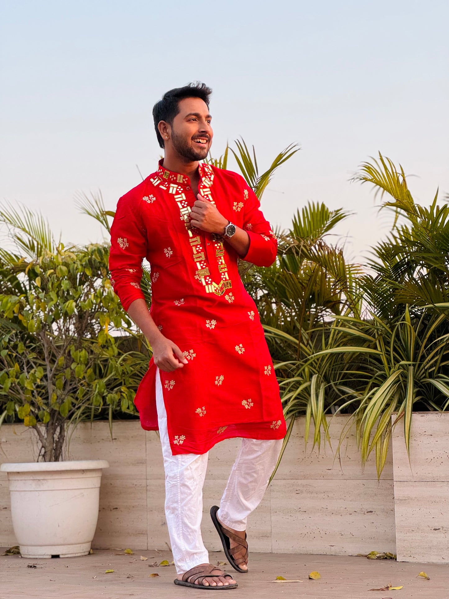Laal Kasab Embroidery Kurta