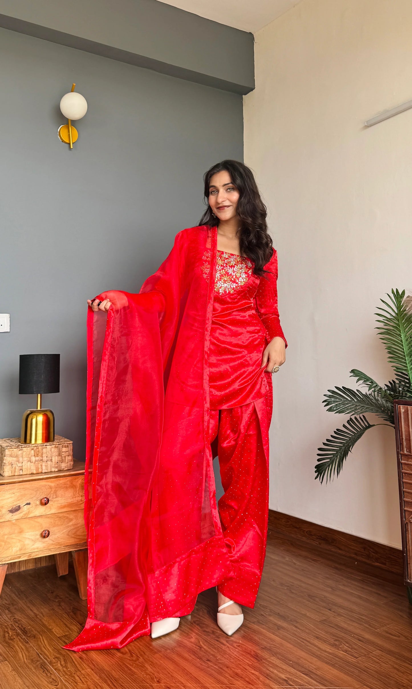 Buy Dua Farsi Salwar Set