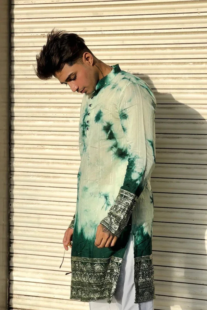 Buy Handcrafted Green Tie & Dye Kurta with Exquisite Borders