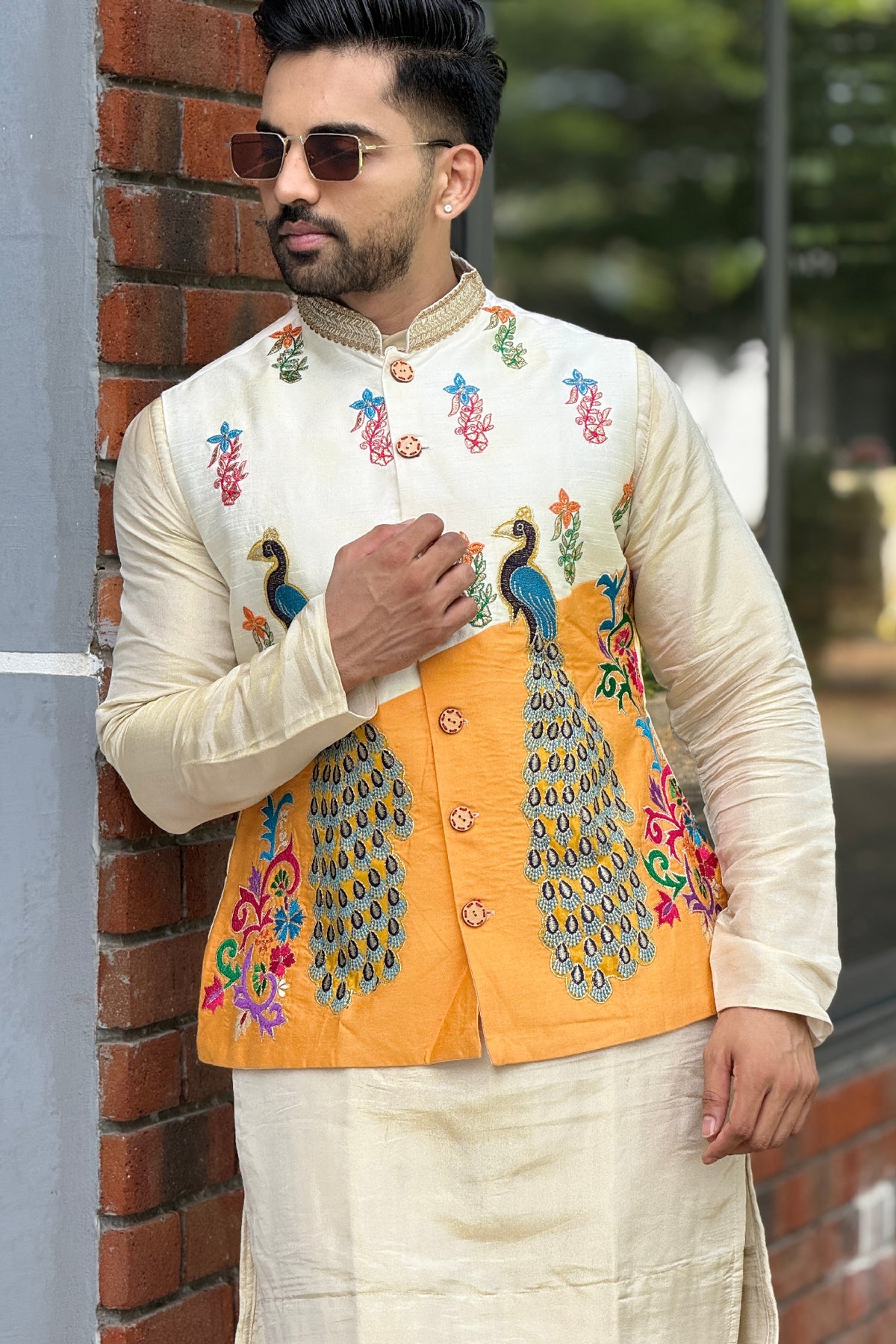 Peacock Patakha Maharaja Set