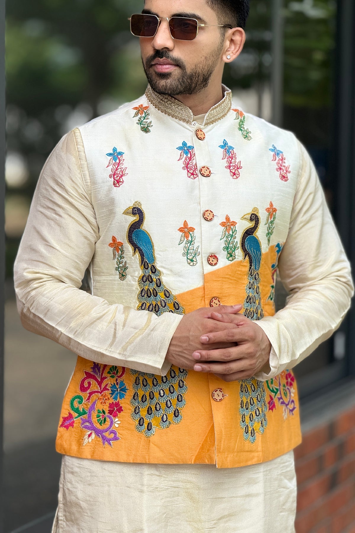 Peacock Patakha Maharaja Set