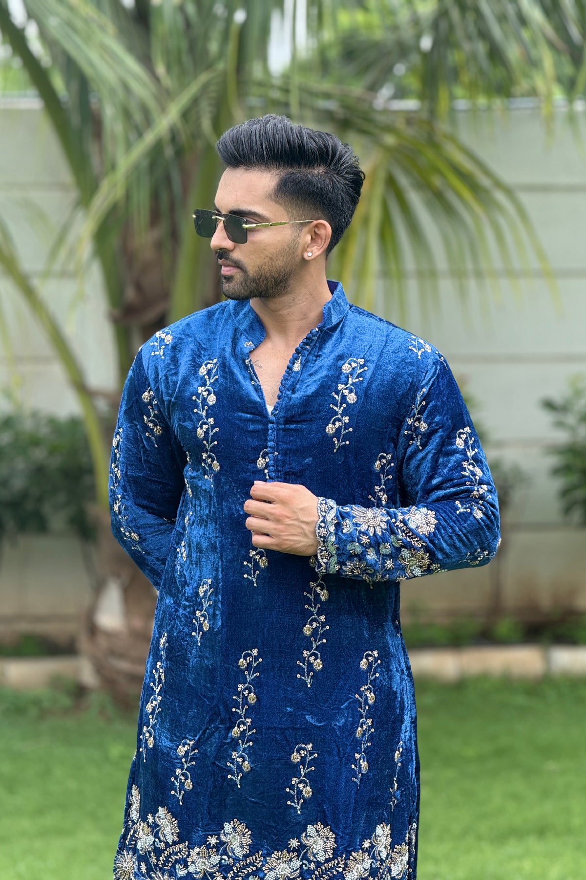 Neel Velvet Nawab Kurta