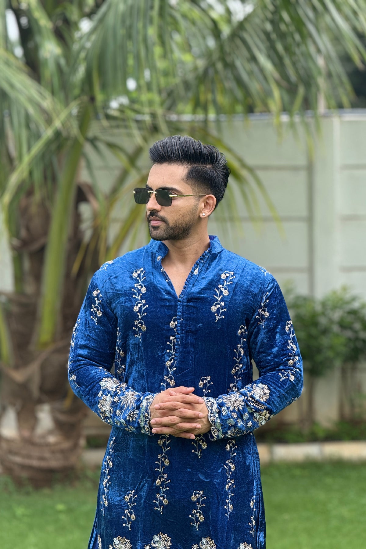 Neel Velvet Nawab Kurta