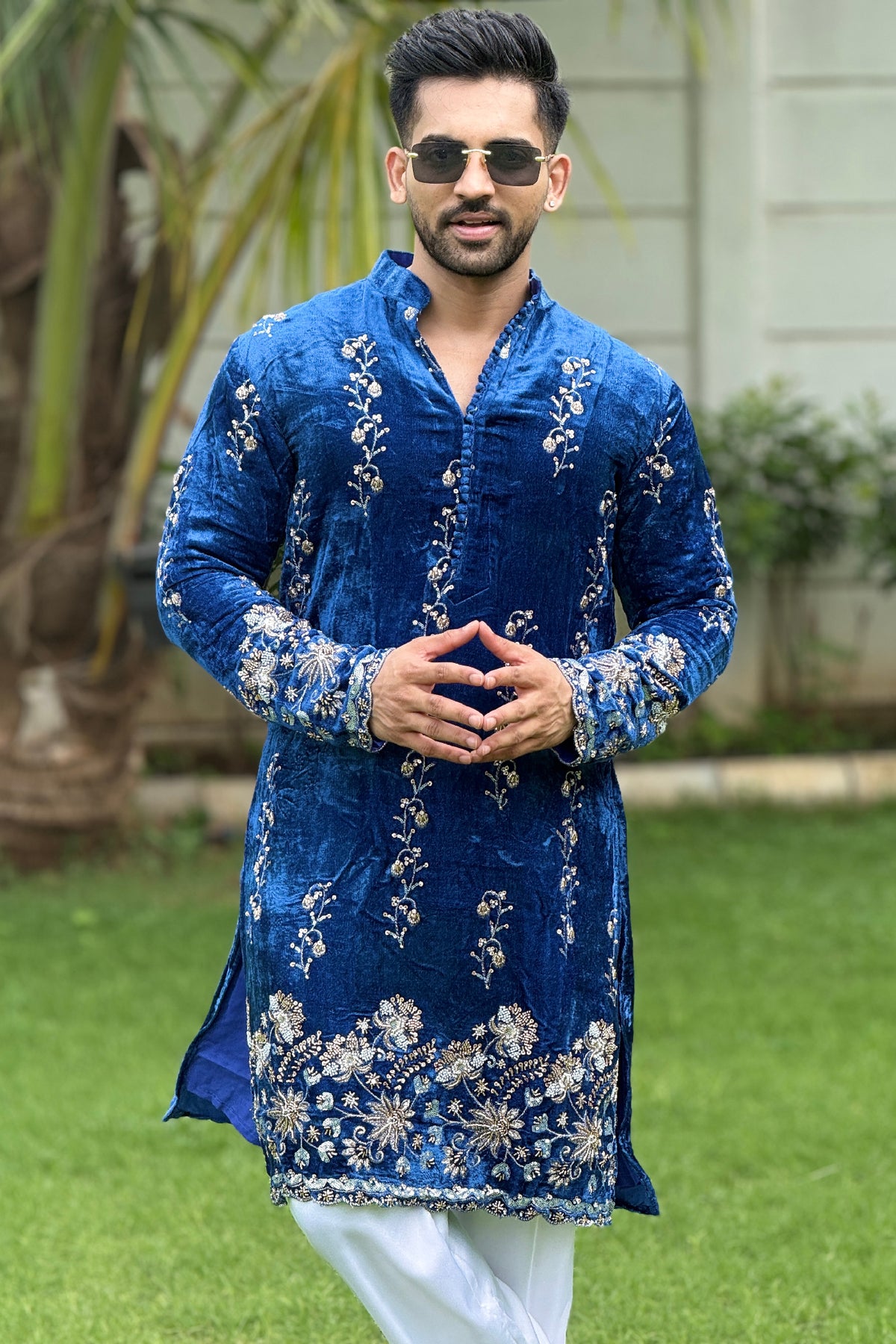 Neel Velvet Nawab Kurta