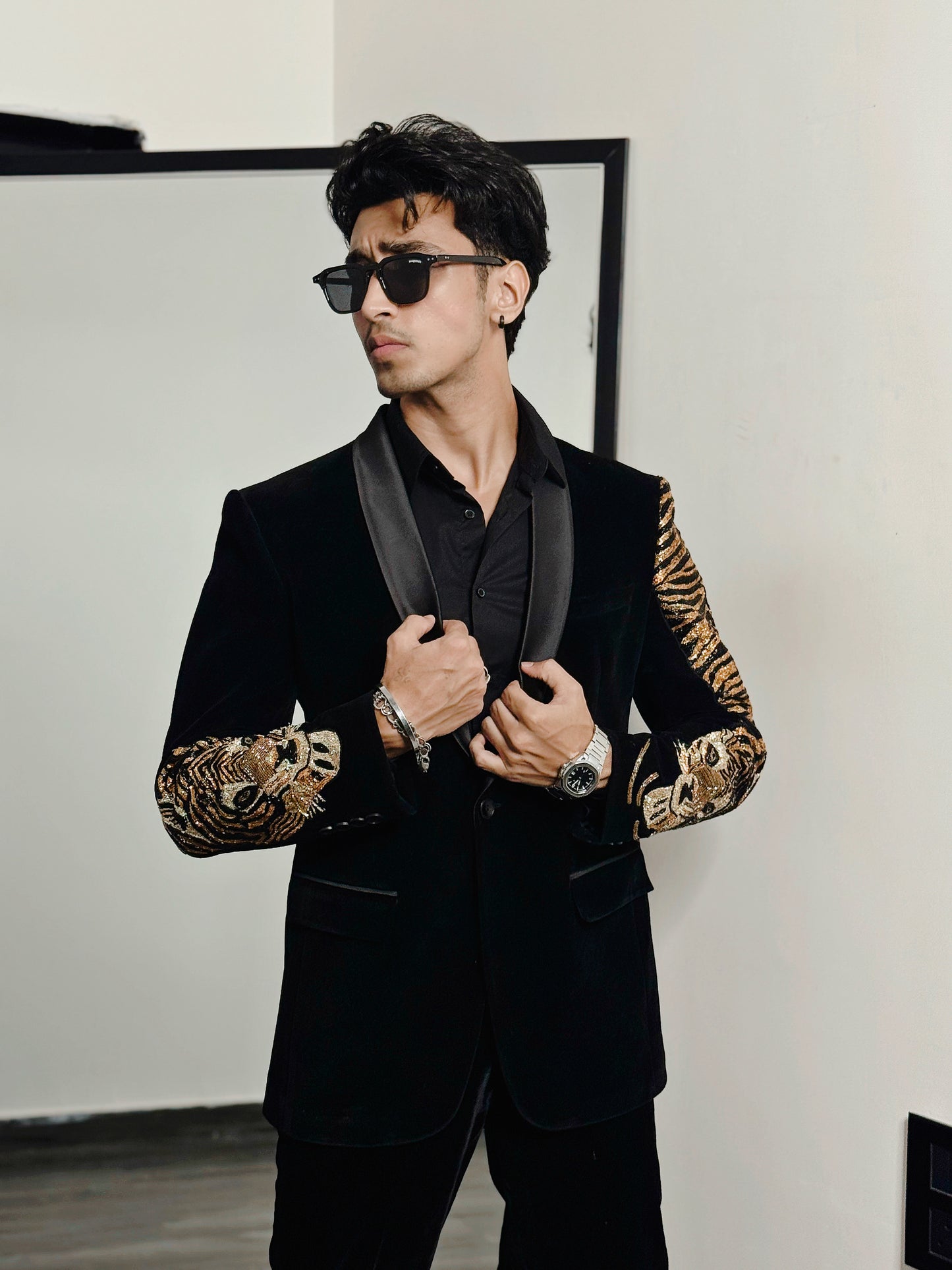 Lion Blazer with Pants