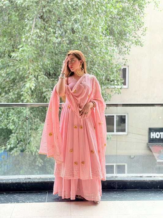 Gulabjaan Gota Anarkali