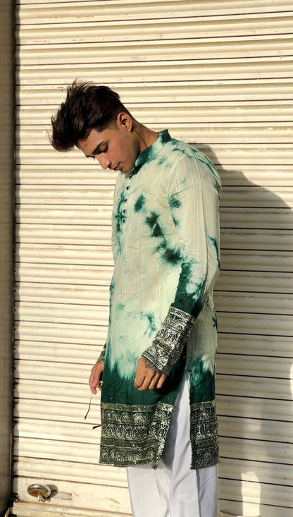 Handcrafted Green Tie & Dye Kurta with Exquisite Borders